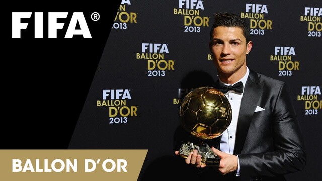 Ronaldo nhận được Quả bóng vàng năm 2013 Ronaldo nhận được Quả bóng vàng năm 2013