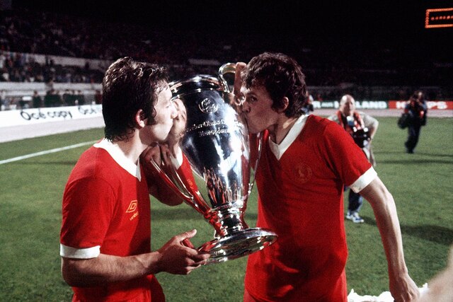 Trận chung kết năm 1977 giữa Liverpool và Borussia Monchengladbach Trận chung kết năm 1977 giữa Liverpool và Borussia Monchengladbach