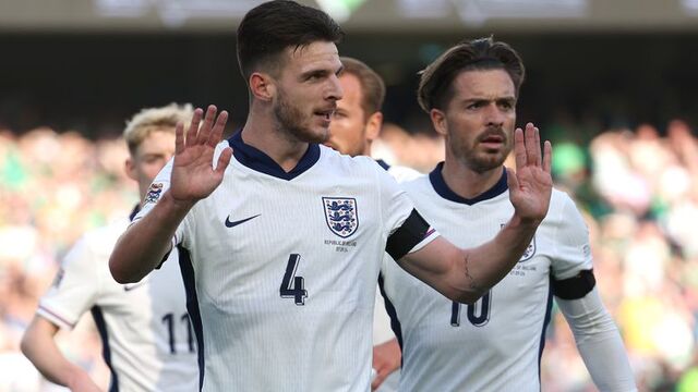 Declan Rice thi đấu cho Tam Sư Declan Rice thi đấu cho Tam Sư
