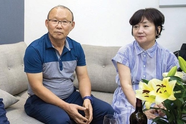 Phu nhân Choi Sang A - người luôn đồng hành và ủng hộ chồng hết mình Phu nhân Choi Sang A - người luôn đồng hành và ủng hộ chồng hết mình
