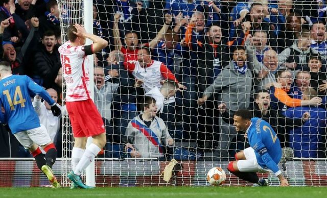 Hình thức thi đấu Europa League được quy định như thế nào