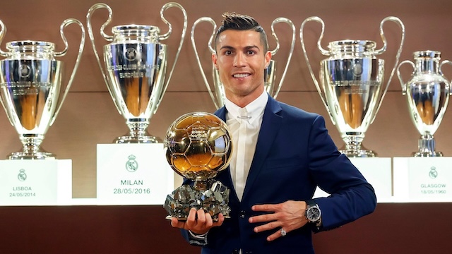 Quả bóng vàng có từ năm nào?