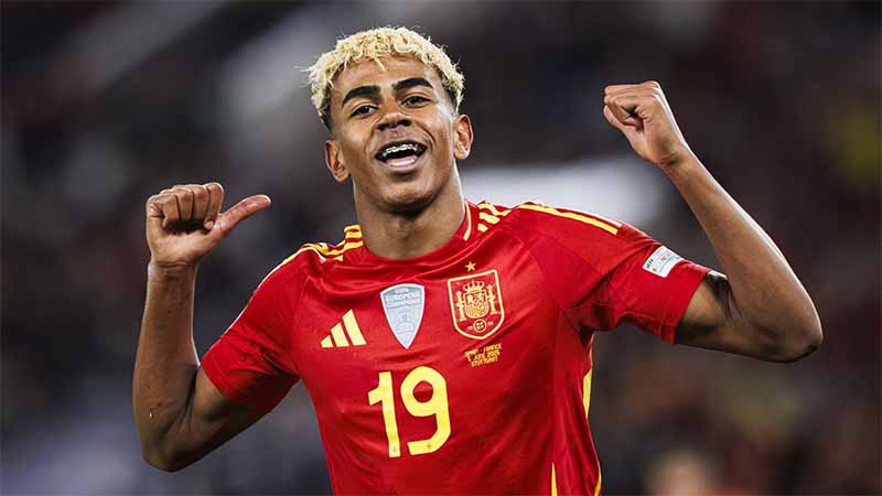 Tiểu sử Lamine Yamal: Thần đồng Barca khuynh đảo bóng đá châu Âu