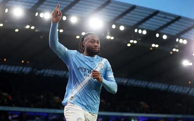 Antoine Semenyo, tiền đạo người Ghana đã được chiêu mộ từ Bournemouth vào đầu năm 2026 với mức phí cực khủng lên tới  64 triệu bảng Anh