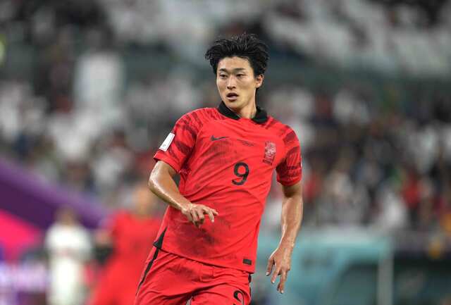 Cú đúp của Cho đã khắc tên anh vào lịch sử World Cup và bóng đá Hàn Quốc Cú đúp của Cho đã khắc tên anh vào lịch sử World Cup và bóng đá Hàn Quốc