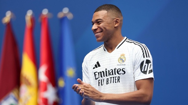 Kylian Mbappé được xem là một siêu sao toàn cầu với giá trị thị trường lên tới 201 triệu euro. Kylian Mbappé được xem là một siêu sao toàn cầu với giá trị thị trường lên tới 201 triệu euro.