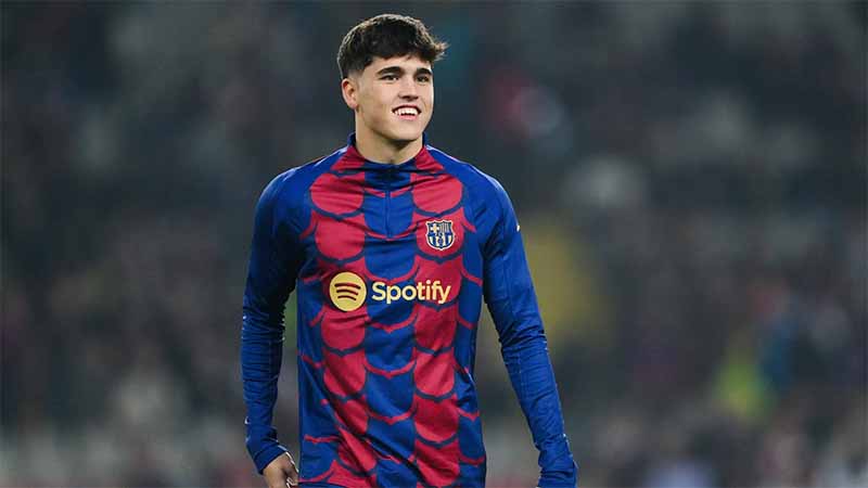 Tiểu sử Pau Cubarsí: Hành trình thần đồng trung vệ Barca vươn tầm La Liga