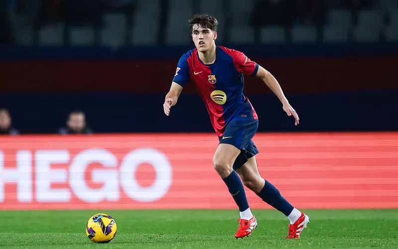 Tiểu sử Pau Cubarsí: Hành trình thần đồng trung vệ Barca vươn tầm La Liga