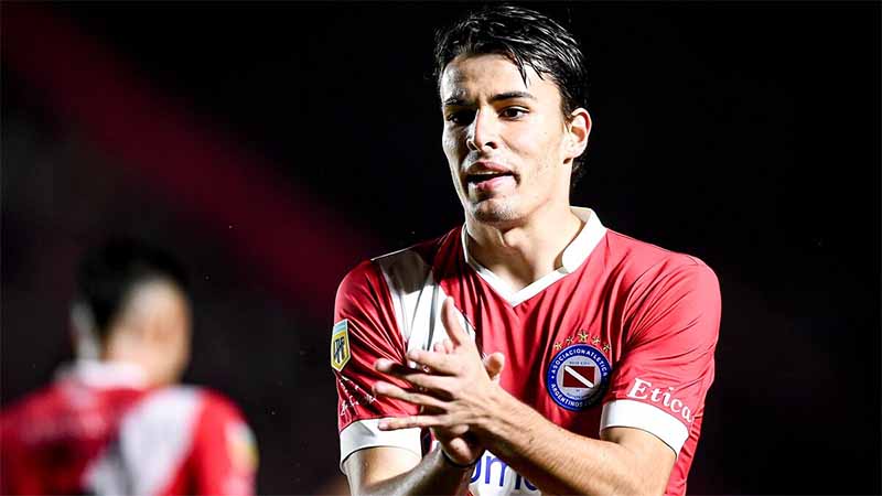 Tiểu sử Federico Redondo: Hành trình vươn lên của tiền vệ trẻ tài năng