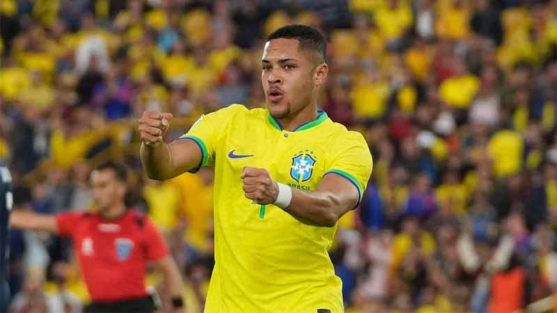 Tiểu sử Vitor Roque: Thần đồng Brazil và giấc mơ chinh phục châu Âu