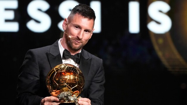 Với kỷ lục tám lần đoạt Quả bóng vàng, Messi vượt trội hơn hẳn mọi cầu thủ khác trong lịch sử bóng đá