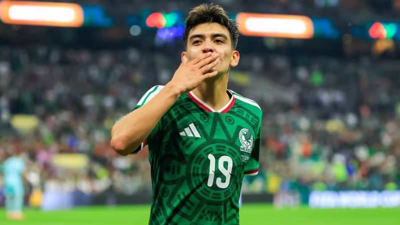 Gilberto Mora là cầu thủ trẻ nhất World Cup 2026 Gilberto Mora là cầu thủ trẻ nhất World Cup 2026