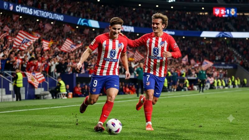 Julian Alvarez và Antoine Griezmann là hai cái tên hàng công xuất thần Julian Alvarez và Antoine Griezmann là hai cái tên hàng công xuất thần