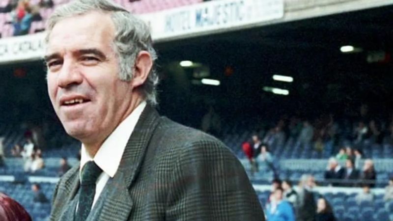 Luis Aragones là cầu thủ vĩ đại của Atletico Madrid Luis Aragones là cầu thủ vĩ đại của Atletico Madrid