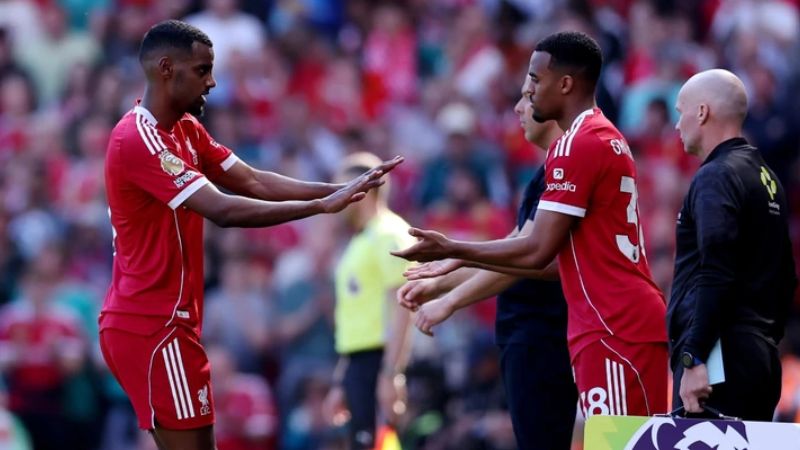 Premier League bổ sung luật chống câu giờ Premier League bổ sung luật chống câu giờ